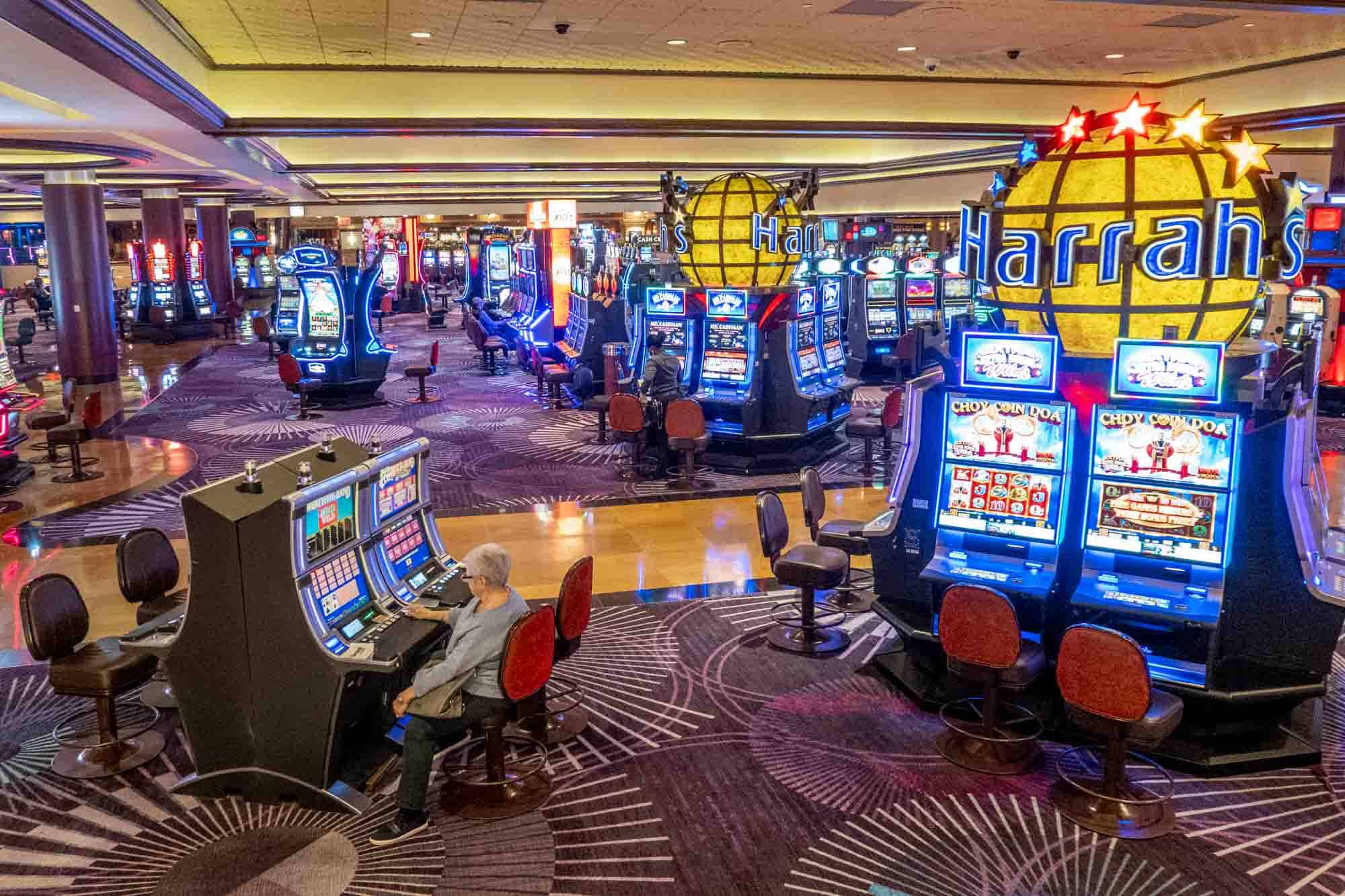 Slot Makinelerinde Algoritmalar: Kazanma Şansınızı Artırın